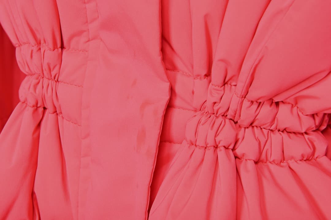 レオナール　フード付き ダウンコート