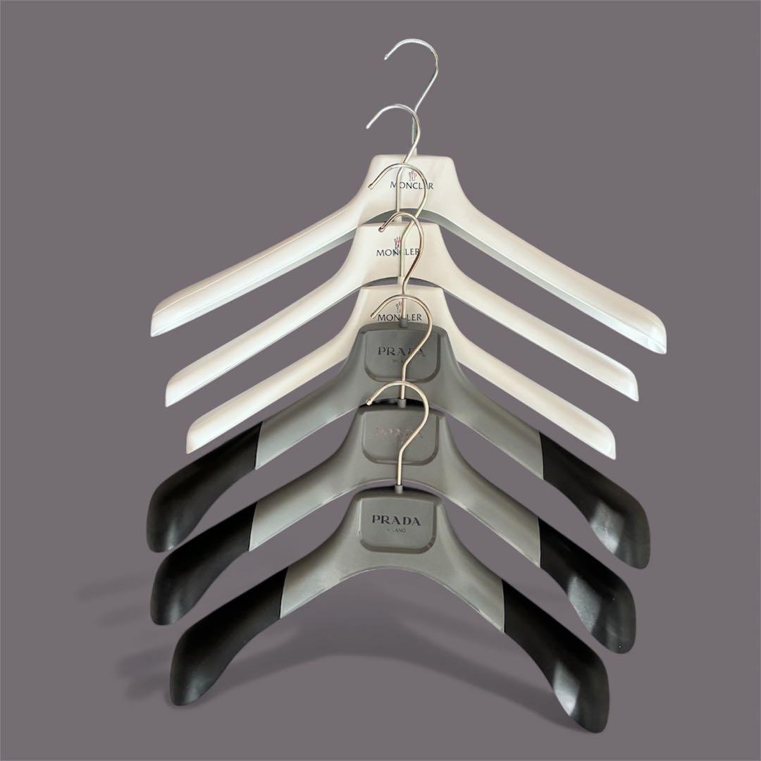 PRADA・MONCLER衣類ハンガーセット サイズ色々