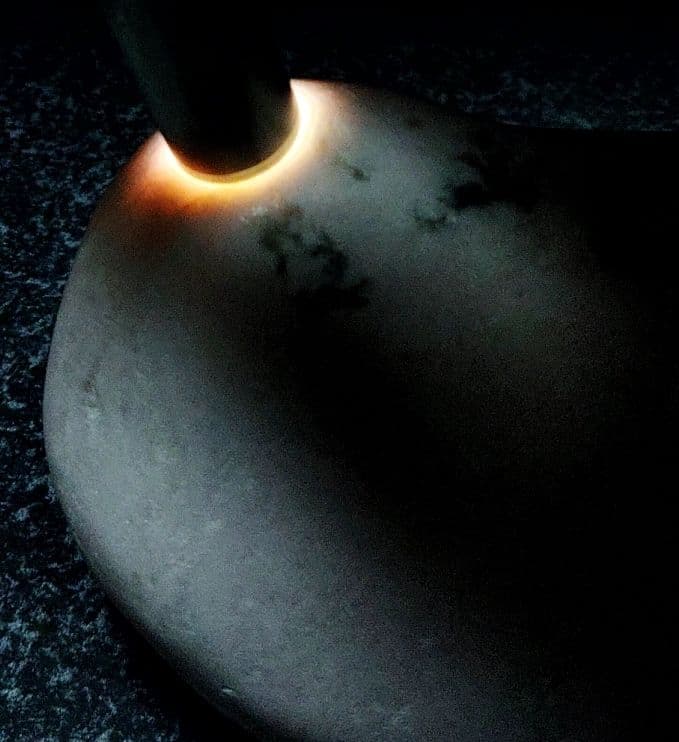 ★翡翠原石★糸魚川ピンク翡翠【須沢海岸・磨き・底カット801ｇ】