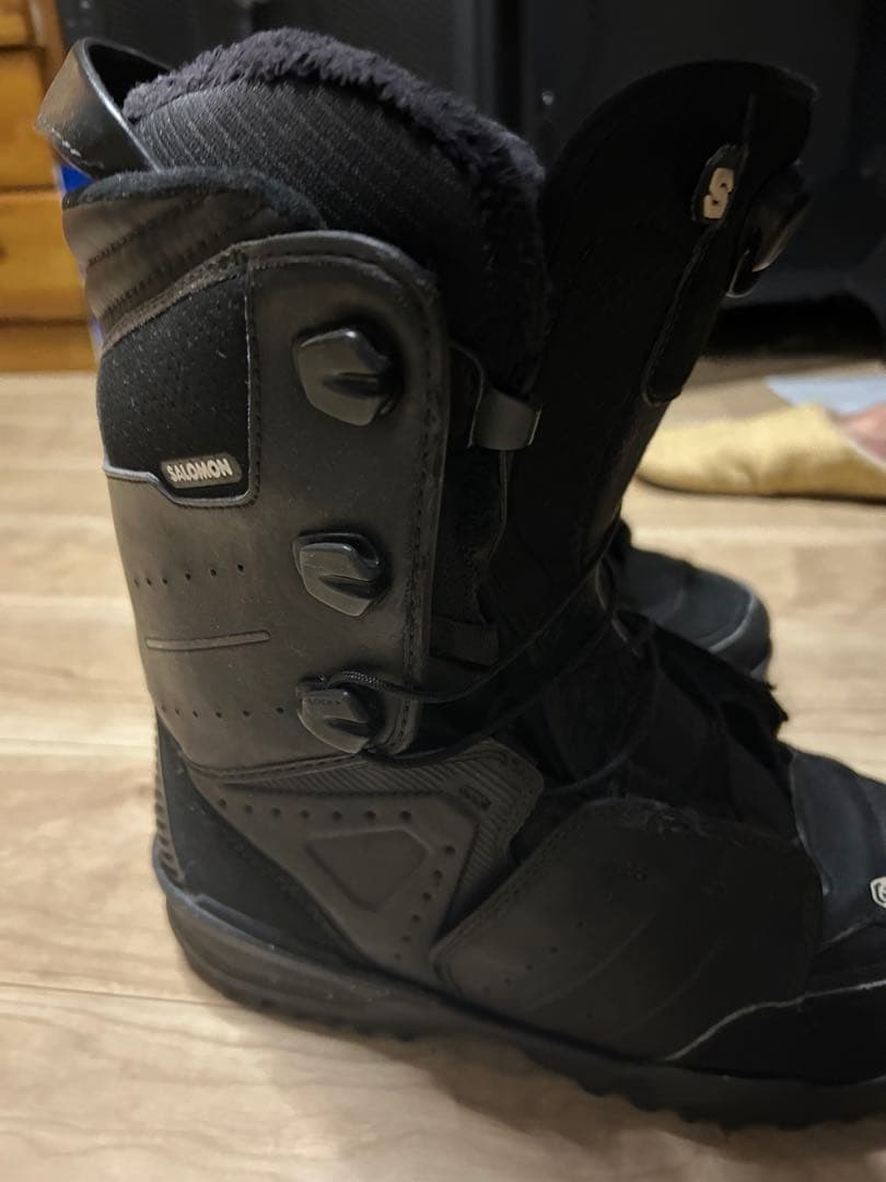 SALOMON ブラック スノーボードブーツ ダイヤル式