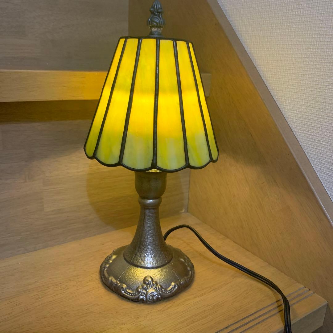 ステンドグラス ランプ アンティーク風