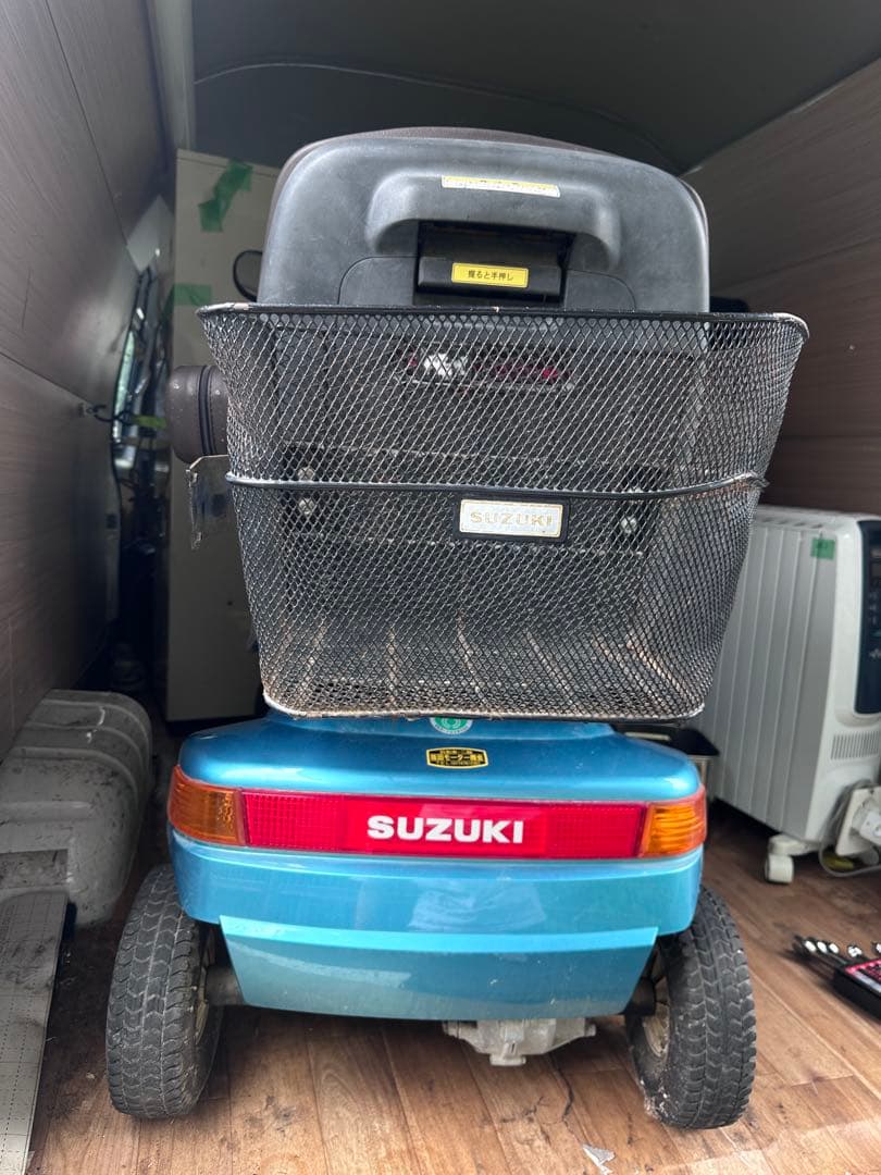 NA　スズキ　セニアカー　ET 4D