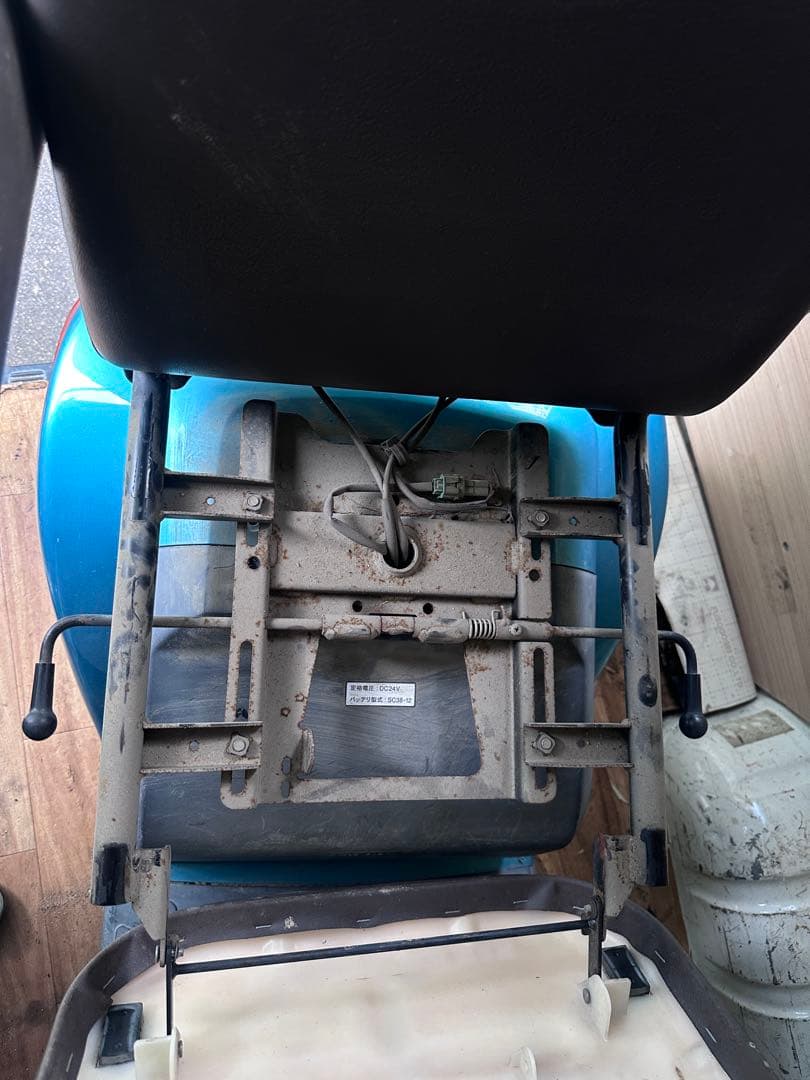 NA　スズキ　セニアカー　ET 4D