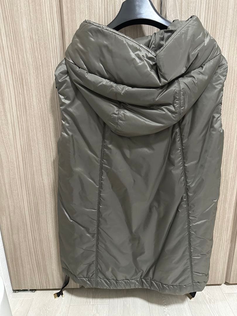 キャメルクス 新品 ダウンベスト サイズ42 定価128,700円