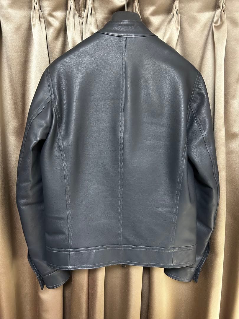 【美品】EMMETI エンメティ JURI ダークグレー 44 限定カーフレザー