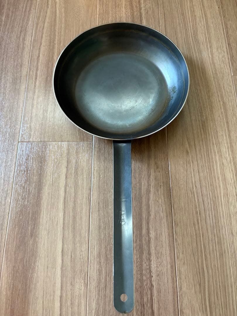 【k4z】釜浅商店オリジナル鉄フライパン26cm（蓋付き）