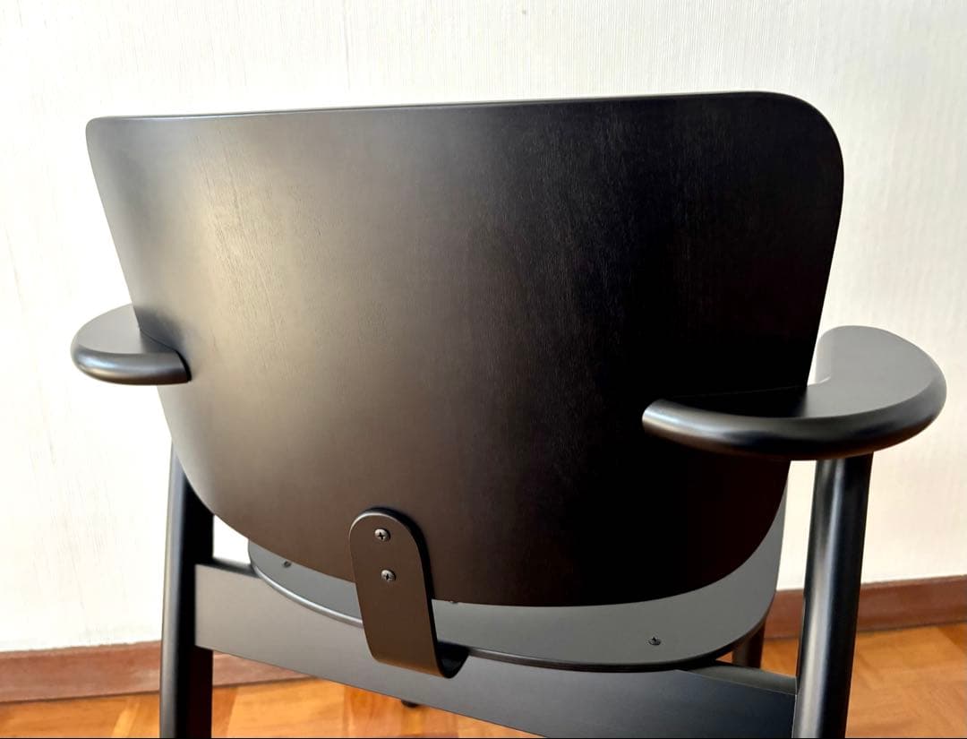 [美品]Artek Domus Chair Black