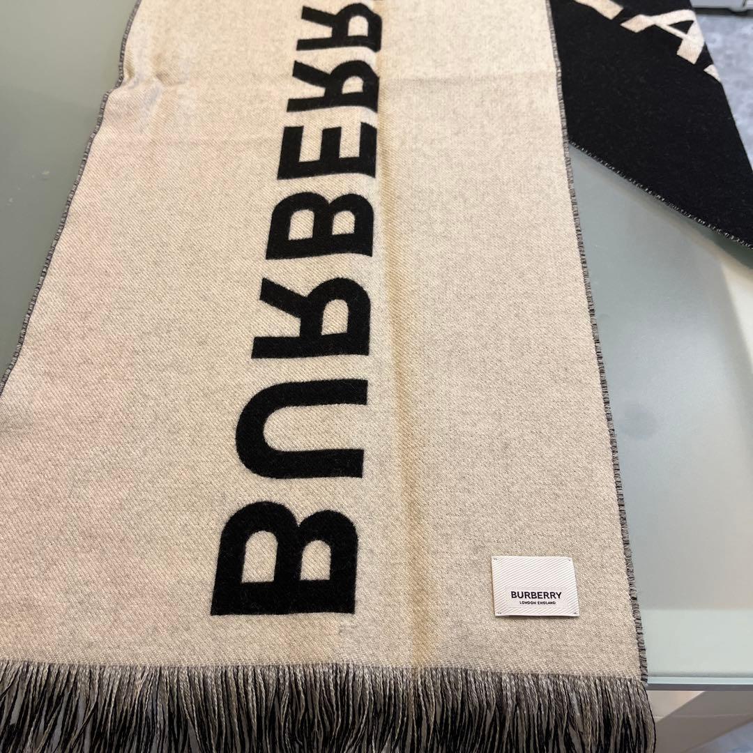 BURBERRY マフラー ブラック/ホワイト