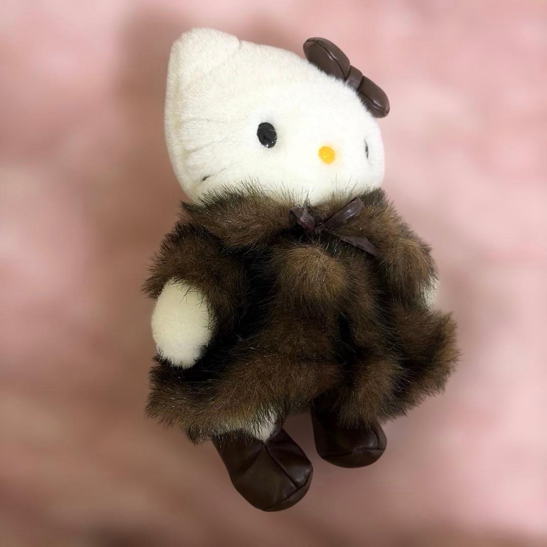 ハローキティ ミンクコート ぬいぐるみ サンリオ