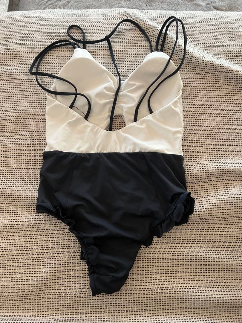 Alexia Stam ワンピース水着 Mサイズ ホワイト/ブラック