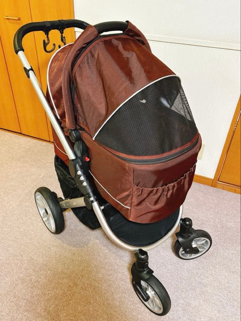 ピッコロカーネ タント 別注 ヴァレリオ アイペット　ペットカート バギー