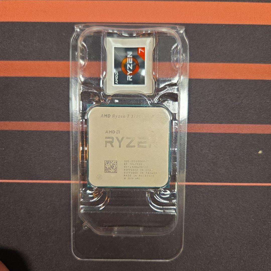 AMD Ryzen 7 3700X 8c/16t　箱　クーラー付き