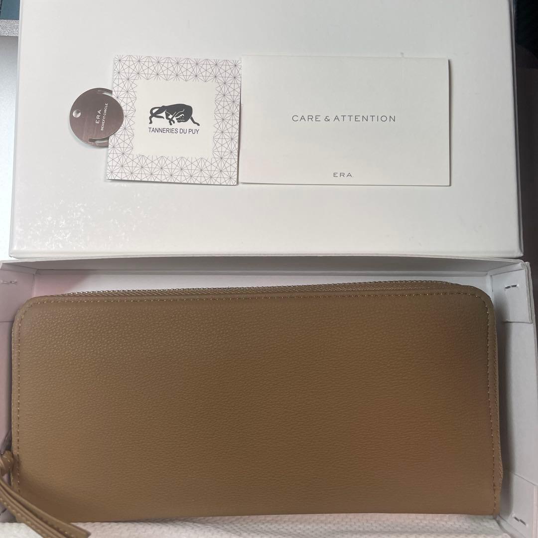 era. イーラ　財布　タープ　エルメス