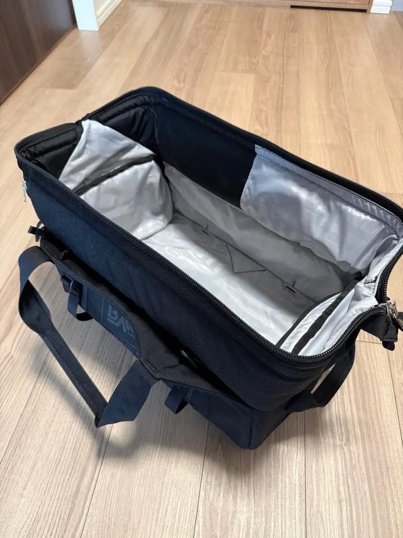 【機内持込可】使用3回 BACH Dr.Duffel 30L 黒【即日発送】