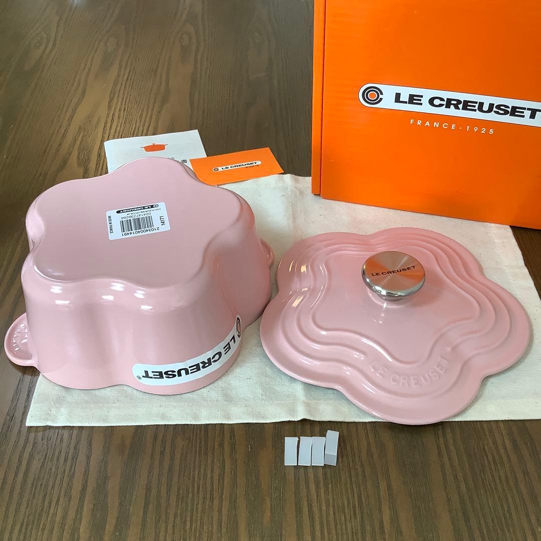 【未使用】ルクルーゼ　ココットフルール鍋20cm