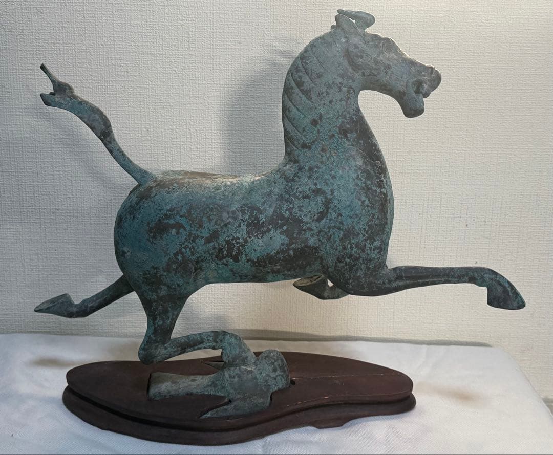 中国　青銅器　馬　台付　古代銅器　送料込み251101