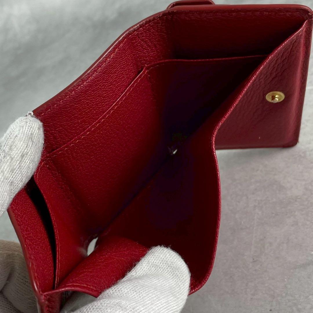 【美品】ミュウミュウ 三つ折り ラブレター マドラス ハート ピンク レザー