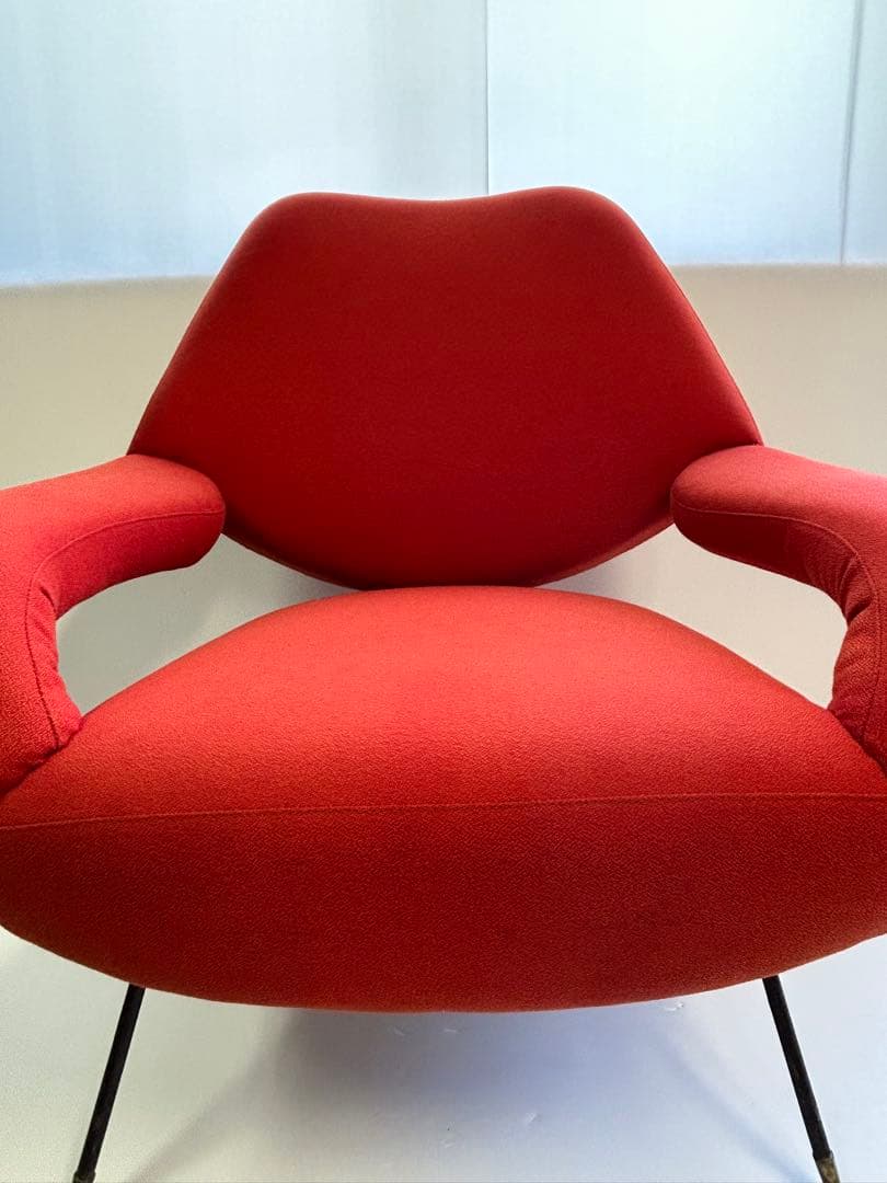 ガストーネ・リナルディ　ポルトローナ・フラウの「Du 55」アームチェア