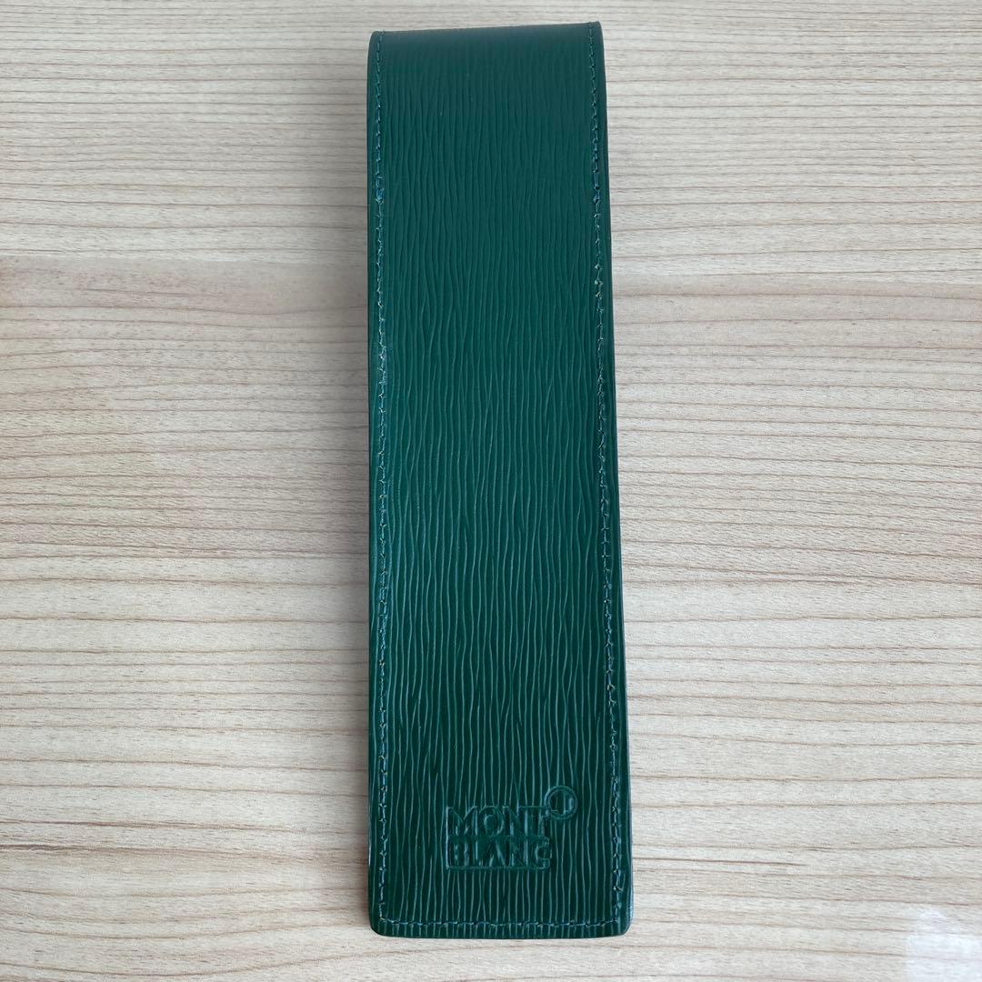 Montblanc モンブラン　緑色 レザー 筆箱　　未使用