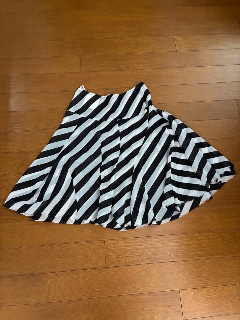 人気！ジュンヤワタナベ！コムデギャルソン。ストライプ フレアスカート　サイズS