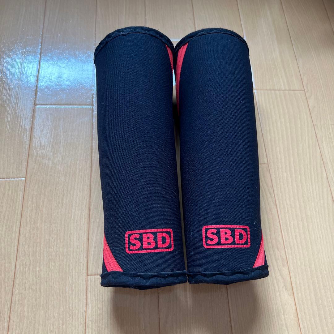 SBD ニースリーブXXS 黒/赤