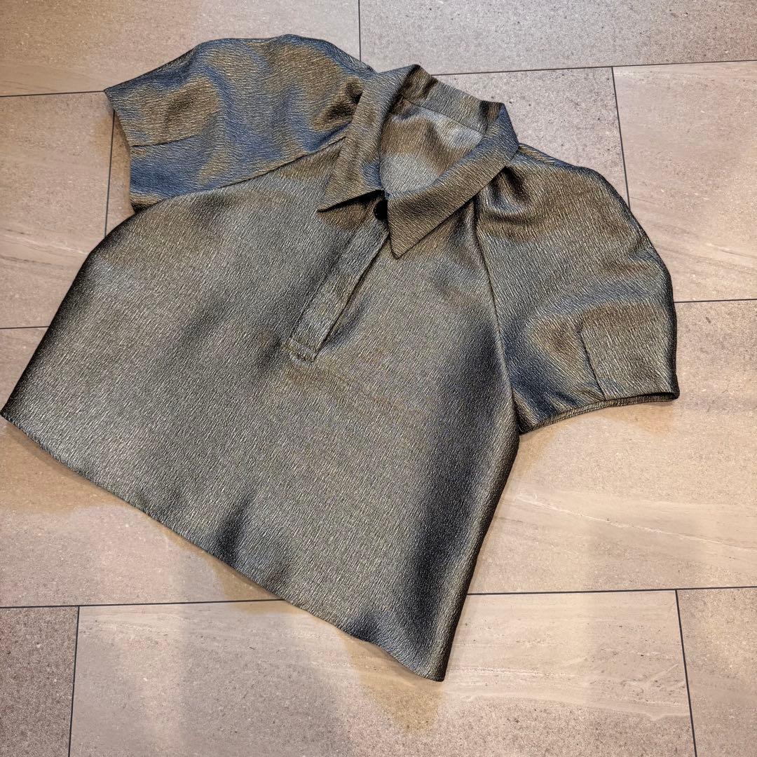 machatt メタリックパフスリーブブラウス