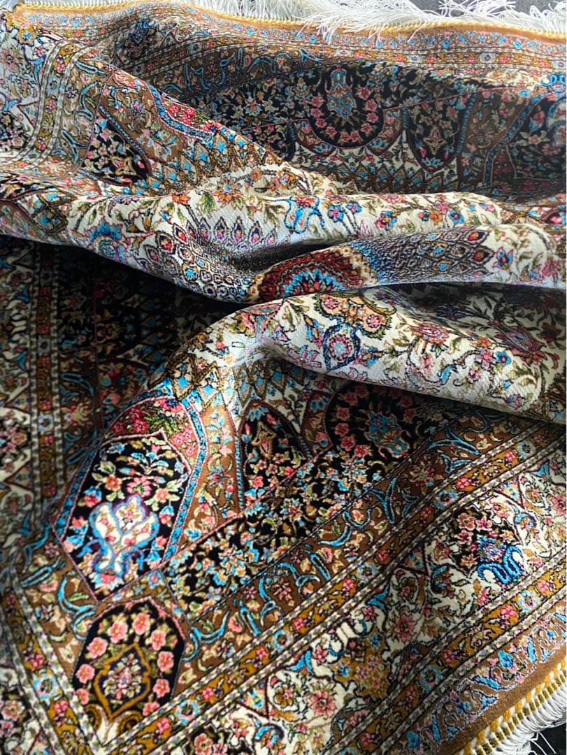 最高級希少作 ペルシャ絨毯 イラン クム産　シルク100% 手織り289万ノット