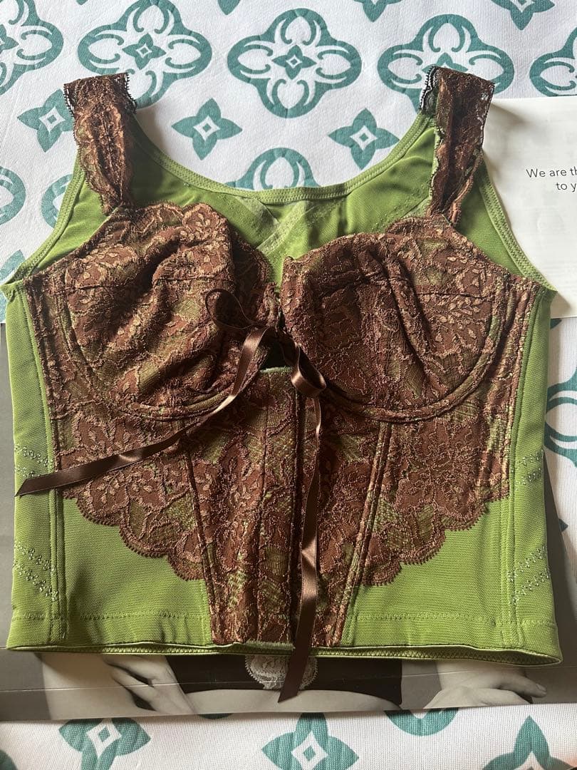 グラントイーワンズ LaLa grant ニッパービスチェ オリーブ 80E