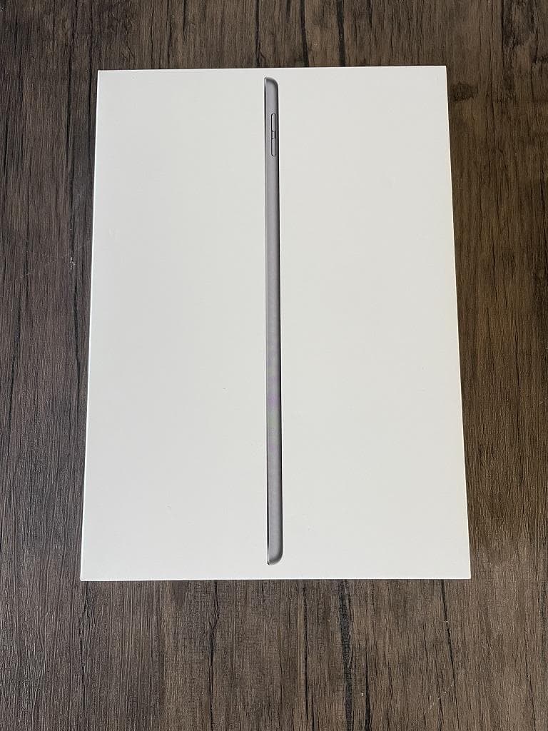 ②【美品】iPad Apple 第9世代　Wi-Fiモデル　64GB