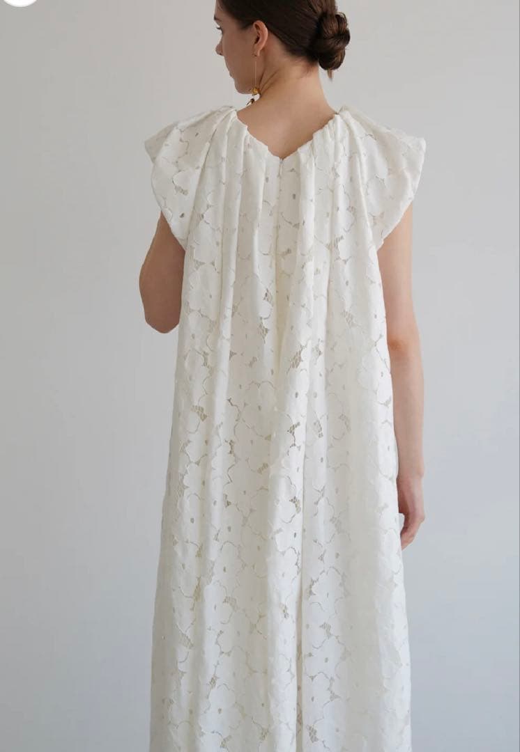 kina様　　Acka. flower lace drape one-piece