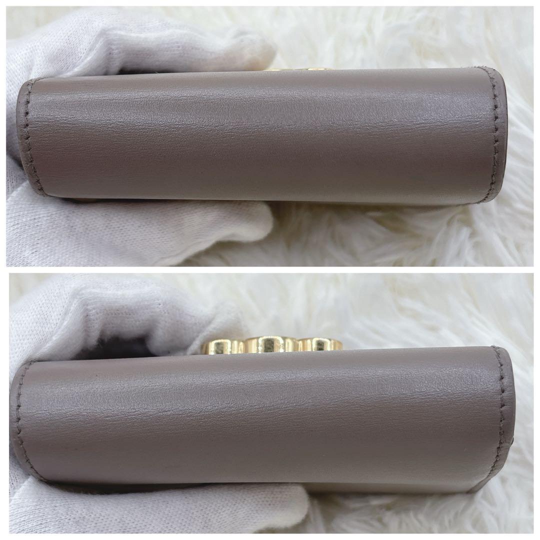 CELINE トリオンフ スモールフラップウォレット 三つ折り グレージュ