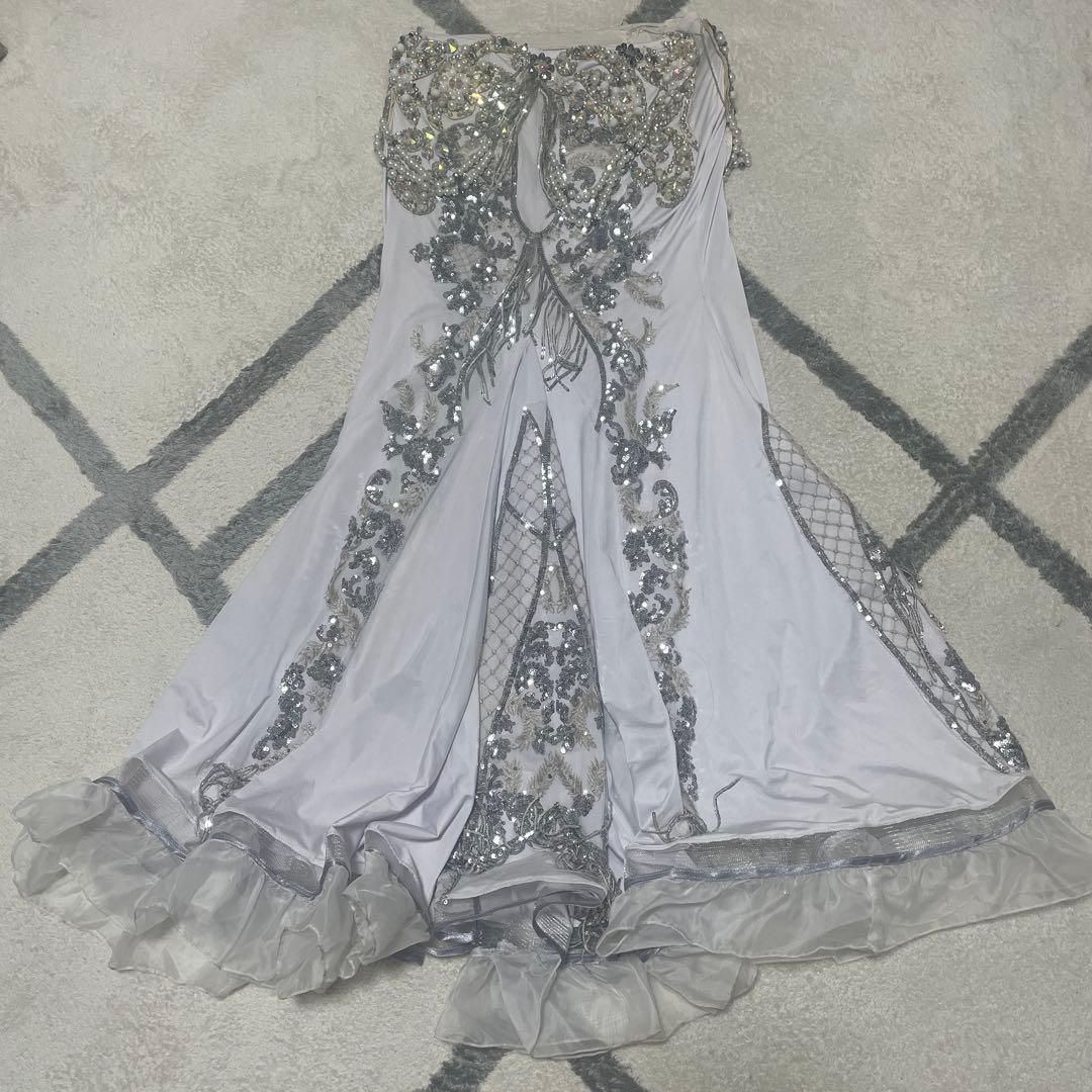 ベリーダンス 衣装　ホワイト