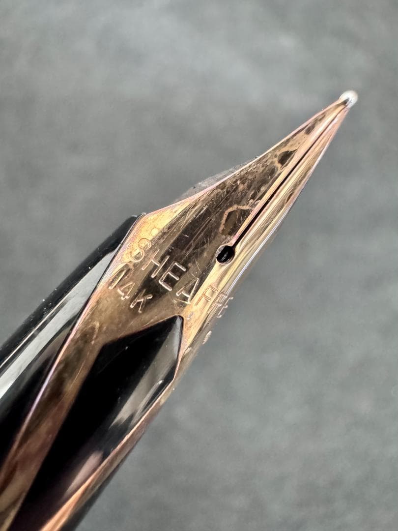 【SHEAFFER Targa】スターリングシルバー 万年筆 (14K金ペン先)