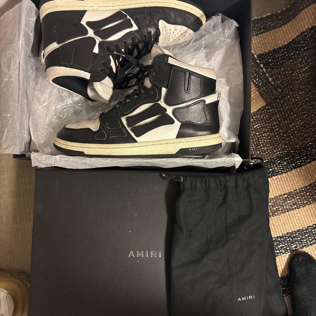 確実正規品！最安値AMIRIスニーカー
