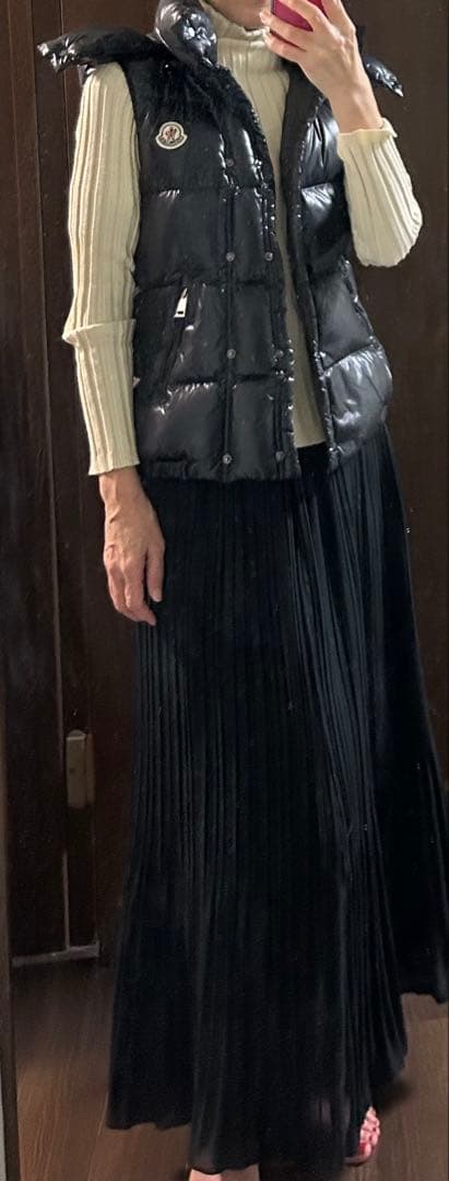 【メルカリ市セール】MONCLER モンクレール ダウンベスト　GALENE