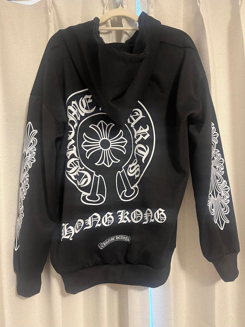 Chrome Heartsパーカー