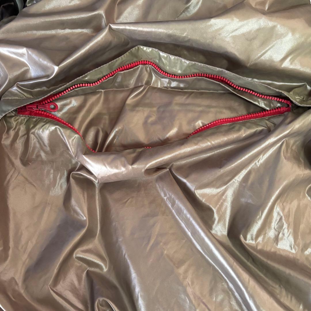 デュベティカ DUVETICAフード付きダウンベスト サイズ40