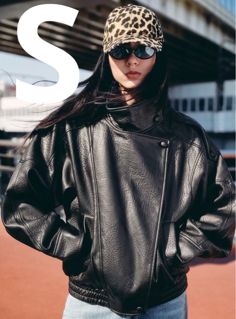 ZARAフェイクレザージャケット ブラック ハイネック Sサイズ