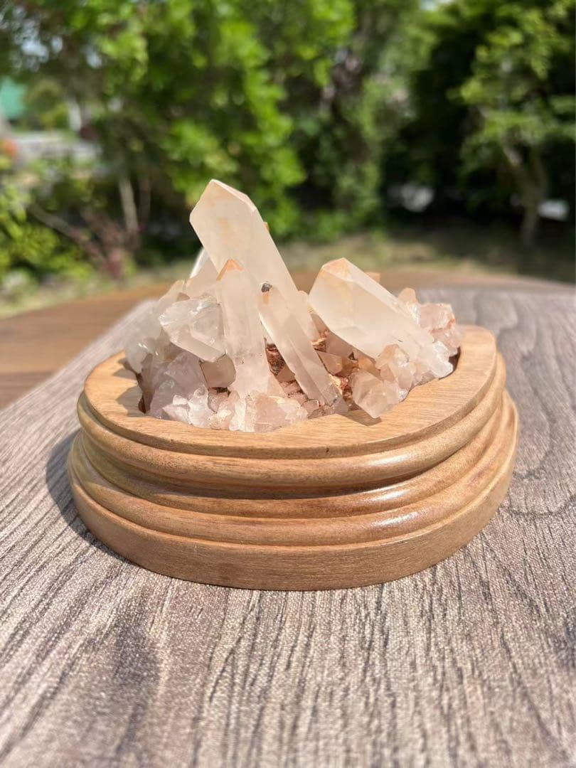 A781 マダガスカル産　ピンク水晶クラスター