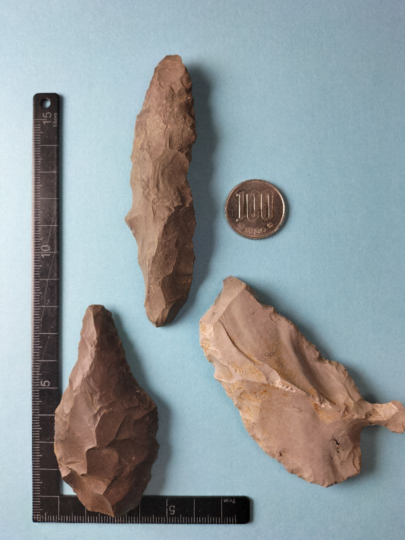 石器セット (出土品) 異型型石器？石銛、石槍、石匙  硬質頁岩含む 3点です。