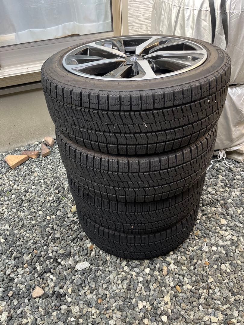 ブリヂストン BLIZZAK VRX2 スバルレヴォーグ純正ホイールセット18