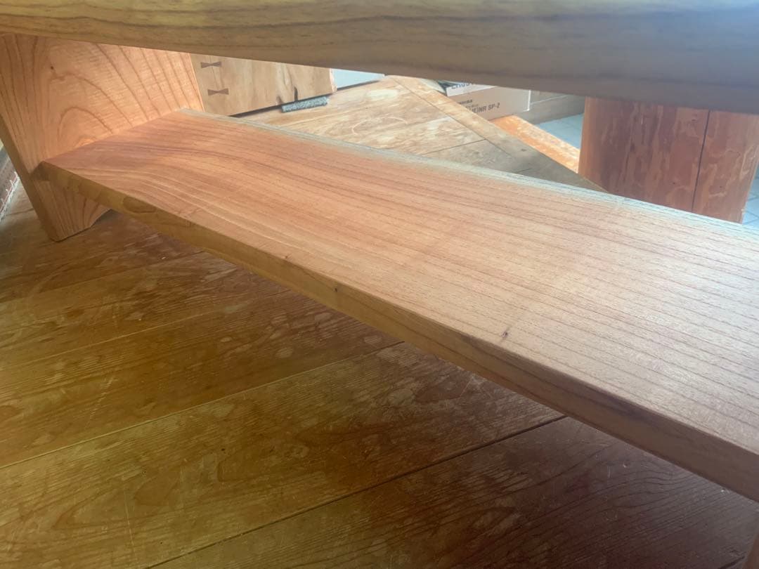 送料込、長期保管セール品♦︎無垢材(栴檀)サイドテーブル、TVボード