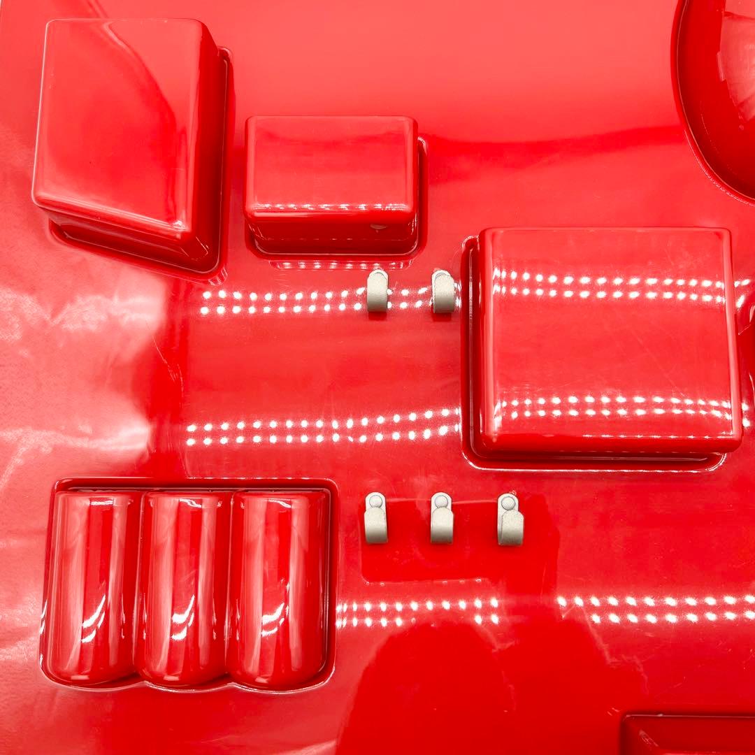 Vitra ウーテンシロ 1 Uten Silo I レッド 壁掛け 収納