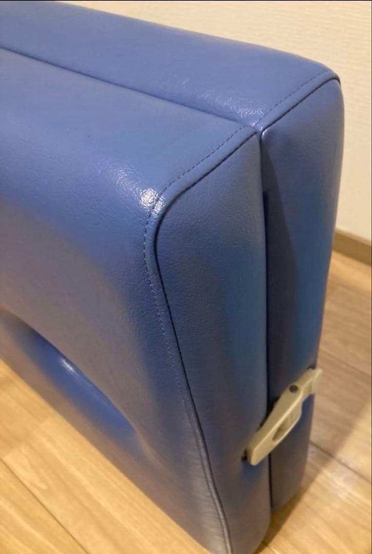 【専用】高田製作所（有孔）ベッド ブルー 青 穴付きマッサージテーブル 折り畳み