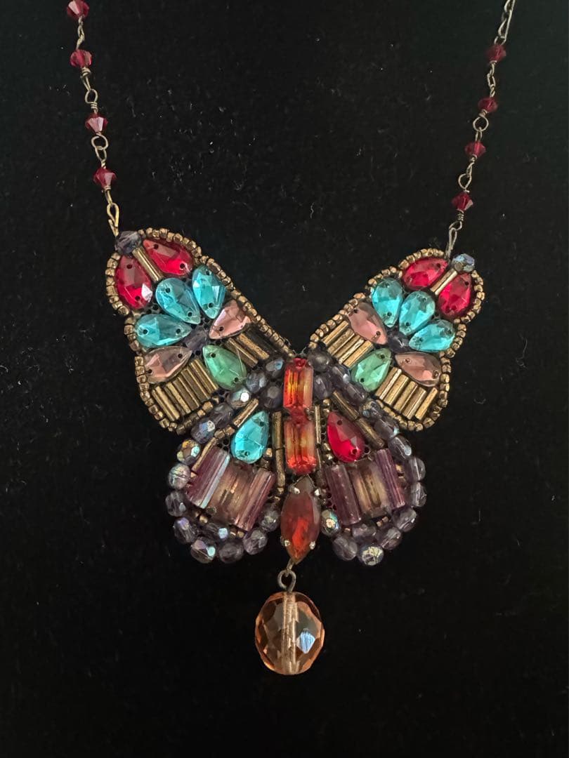 ☆HPFRANCE購入 蝶モチーフ ビーズネックレス ハンドメイド