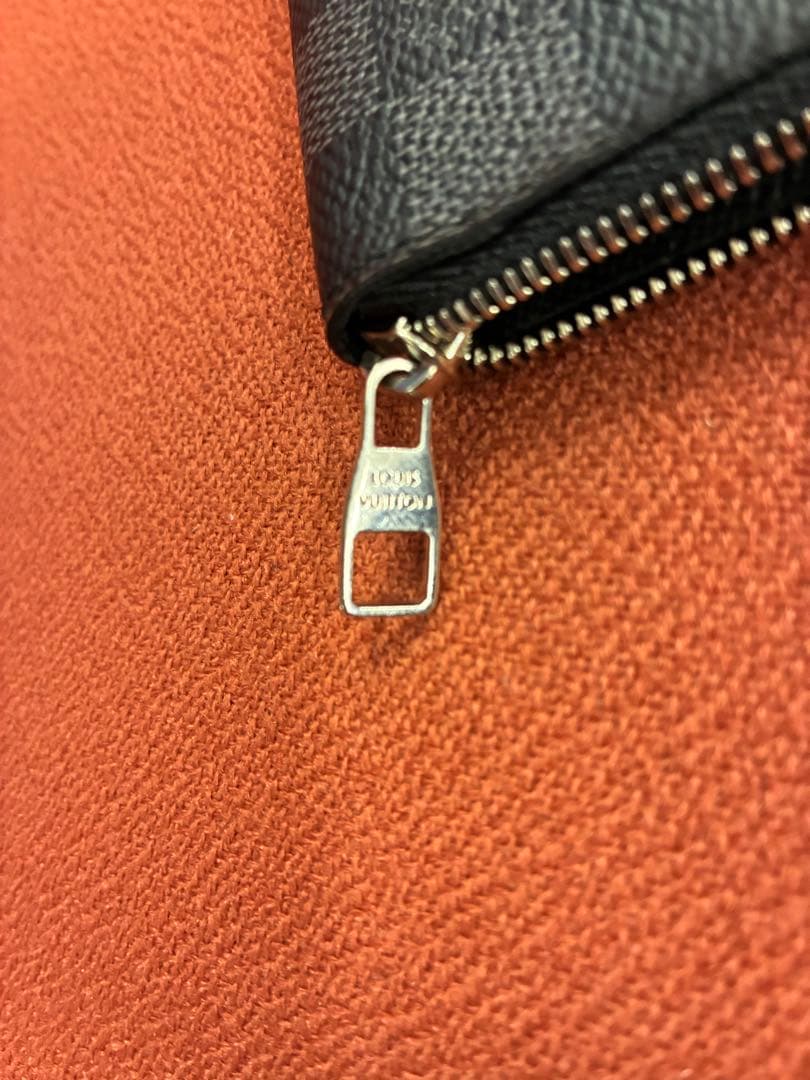 « LOUISVUITTON » ダミエグラフィット ポルトモネケース