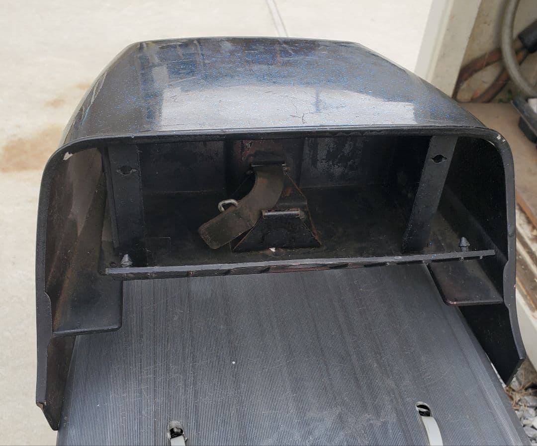 GS1000テールカウル