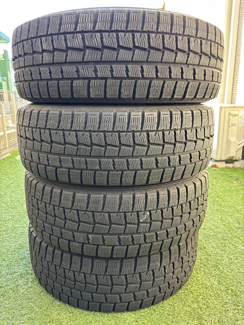 205/60r16 ダンロップ スタッドレスタイヤ 4本セット