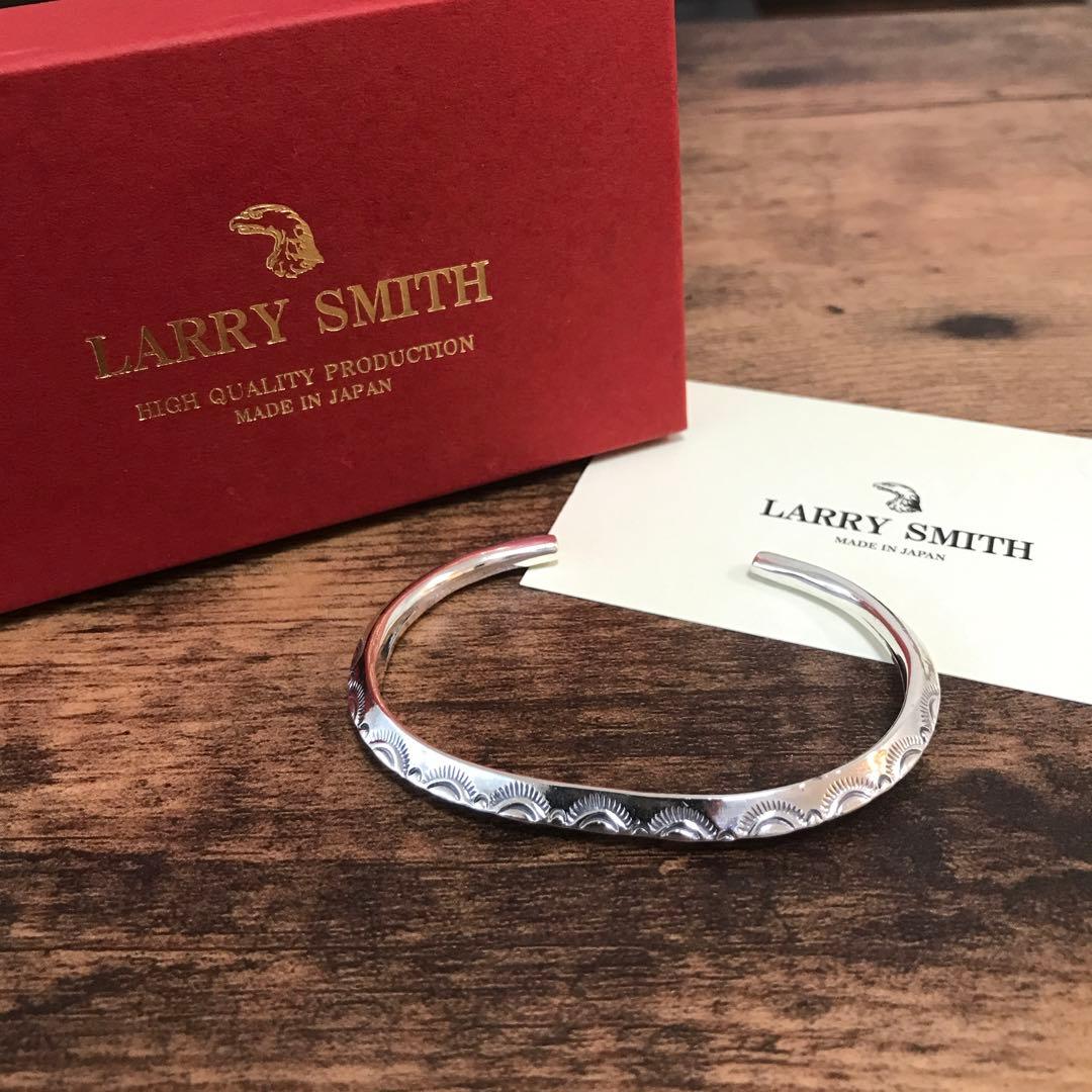 ラリースミス LARRY SMITH THIN TRIANGLE バングル