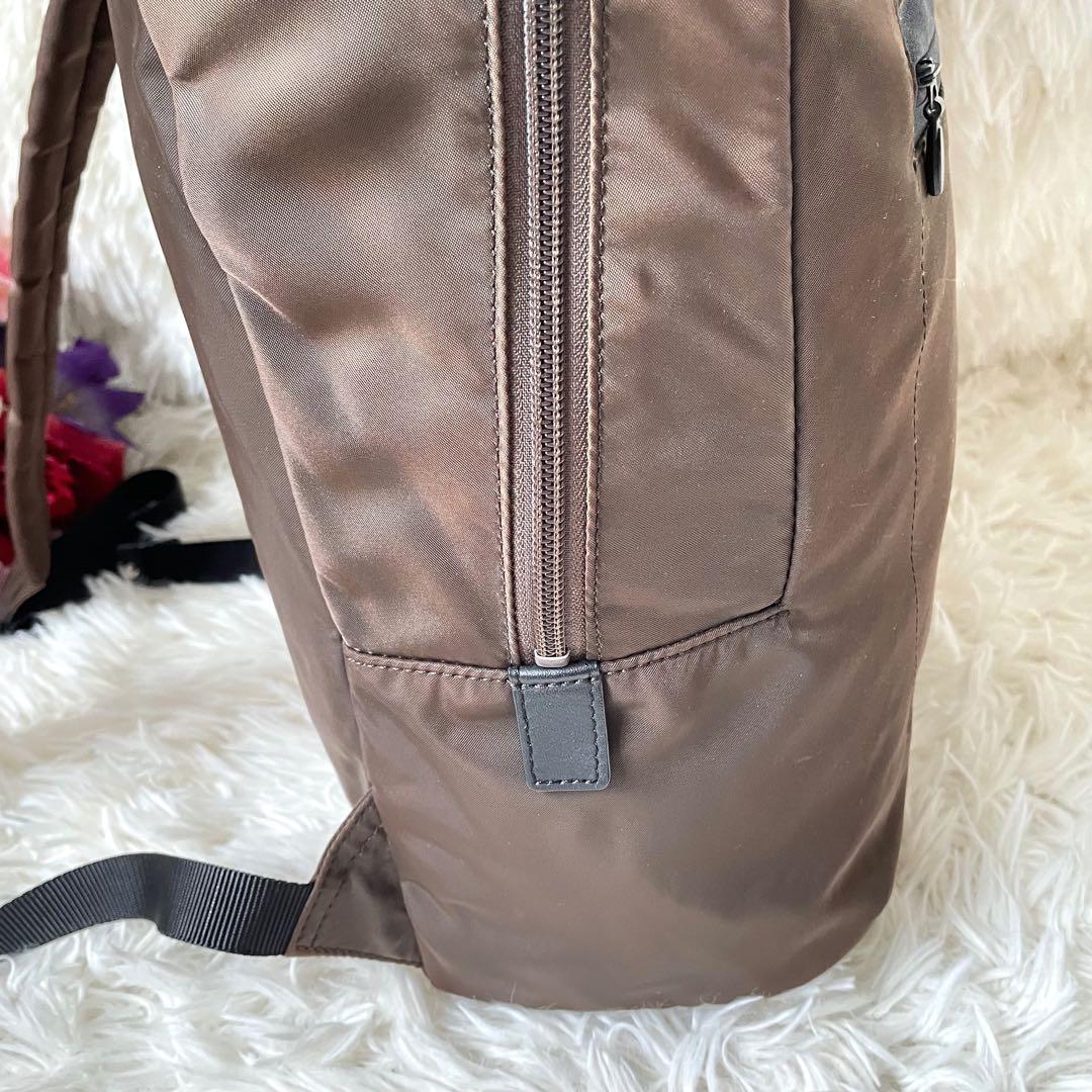 agnès b. アニエスベーナイロンリュックバックパックブラウン系